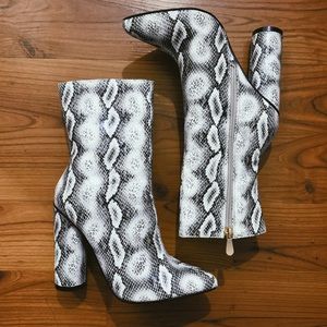 Fashion Nova Shoes - Fashion Nova faux suede heeled boots Fashion Nova Shoes - Fashion Nova faux suede heeled boots